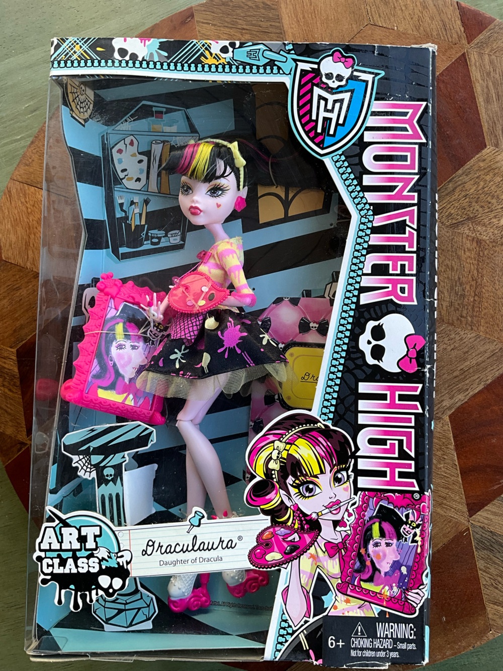 NIB Monster High Art Class Draculaura Doll 2013 | Brand New, Box Flaws